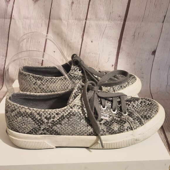 SUPERGA 2750 Gray Snakeskin "Wet Look" Canvas Low Top Lace Up Sneakers MSRP $95 - Picture 4 of 8